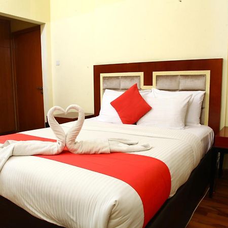 Ruwi Hotel Apartments, Sharjah Buitenkant foto