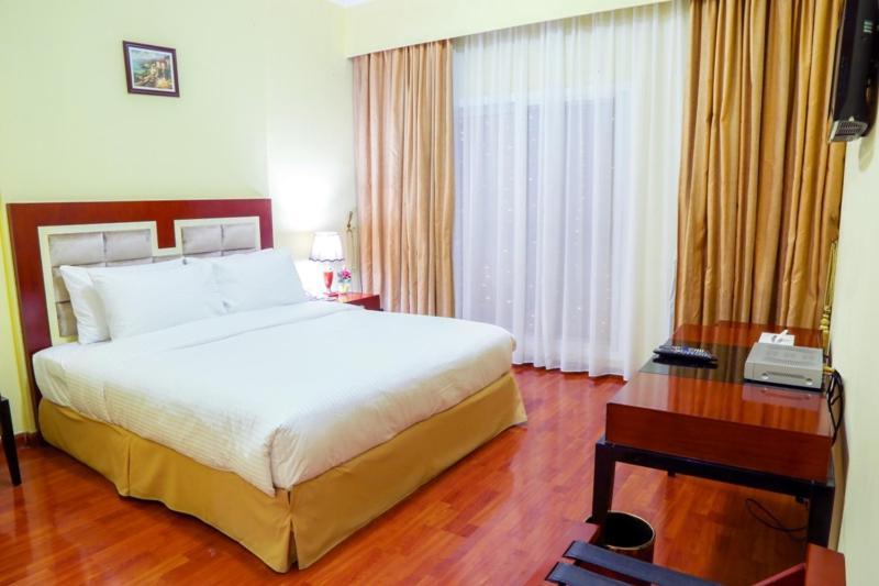 Ruwi Hotel Apartments, Sharjah Buitenkant foto
