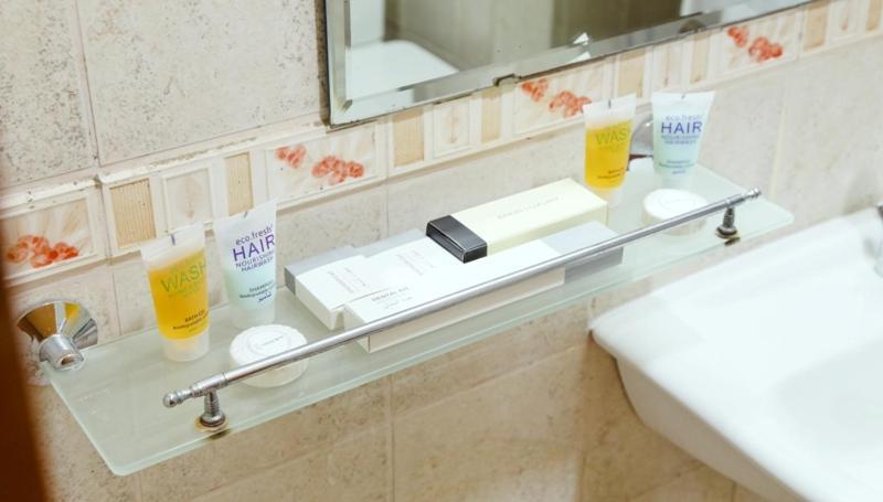 Ruwi Hotel Apartments, Sharjah Buitenkant foto